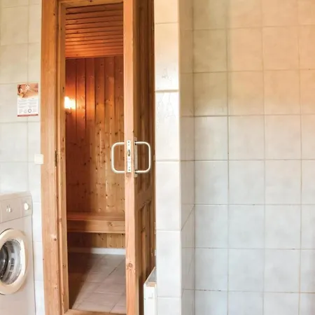 Three Bedroom Holiday In * 링쾨빙